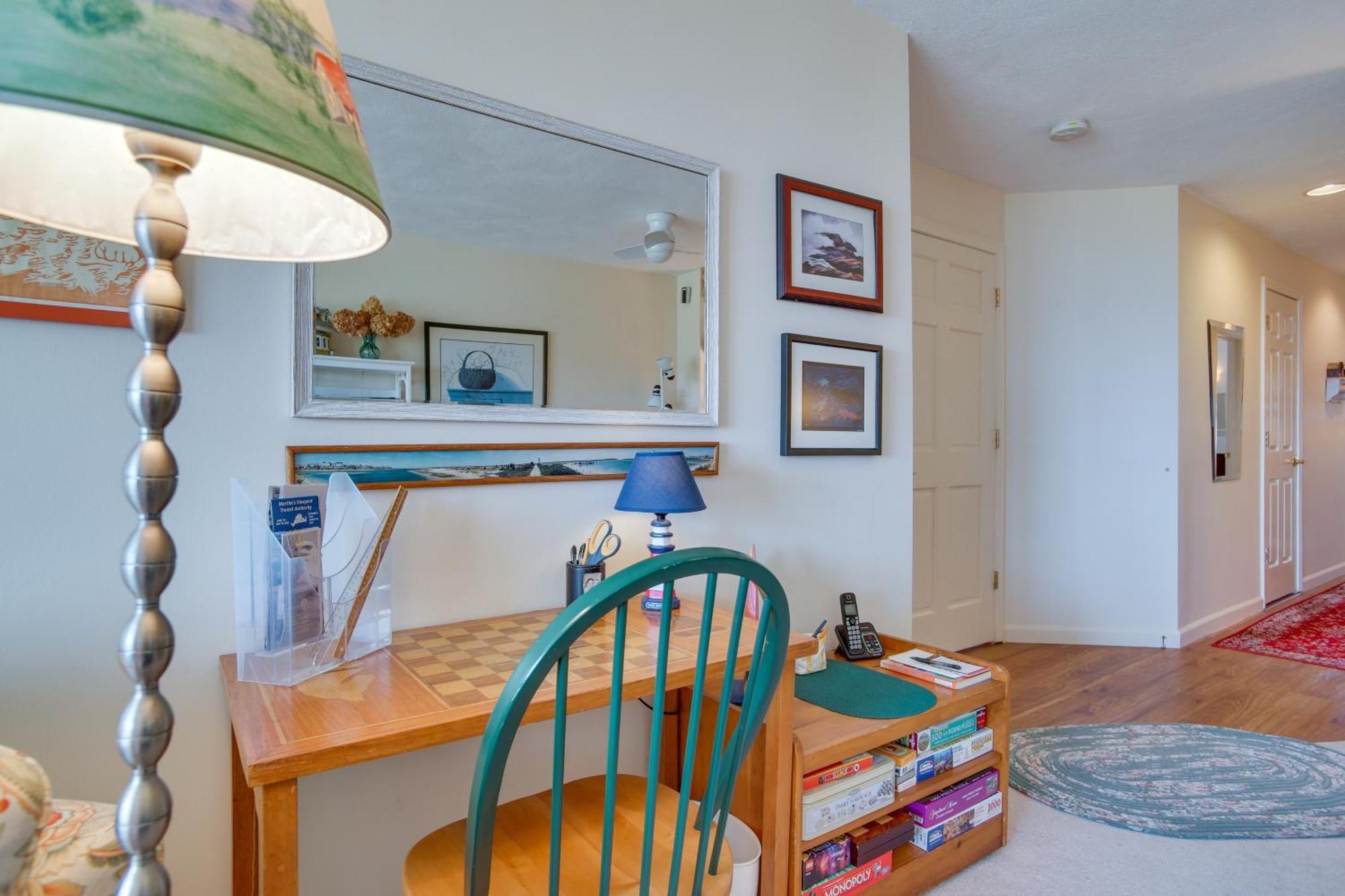 Breezy Oak Bluffs Condo - Steps To Inkwell Beach! Luaran gambar